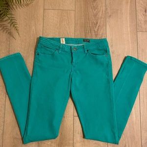 Super cute teal skinny jeans Volcom sz 5 worn once